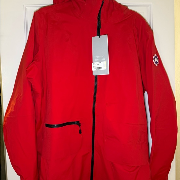Canada Goose - NWT Pacific Rain Jacket - Red - Women’s XXL - Picture 2 of 4